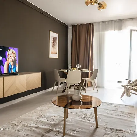 Spacious 1006