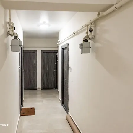 Spacious 1006 *