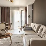 Spacious 1006 Апартаменти Бухарест