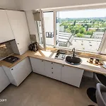 Апартаменти Spacious 1006 Бухарест