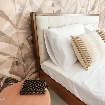 Spacious 1006 Apartment *