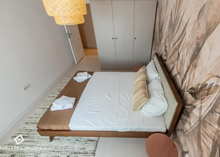 Апартаменти Spacious 1006 Бухарест