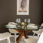 Spacious 1006 アパート